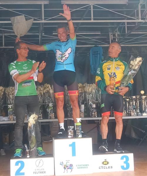Podium 60 ans 1